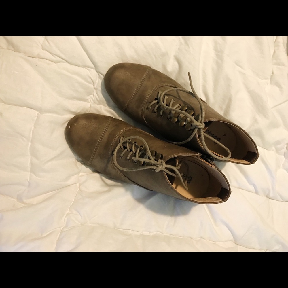 Bonnibel ankle booties